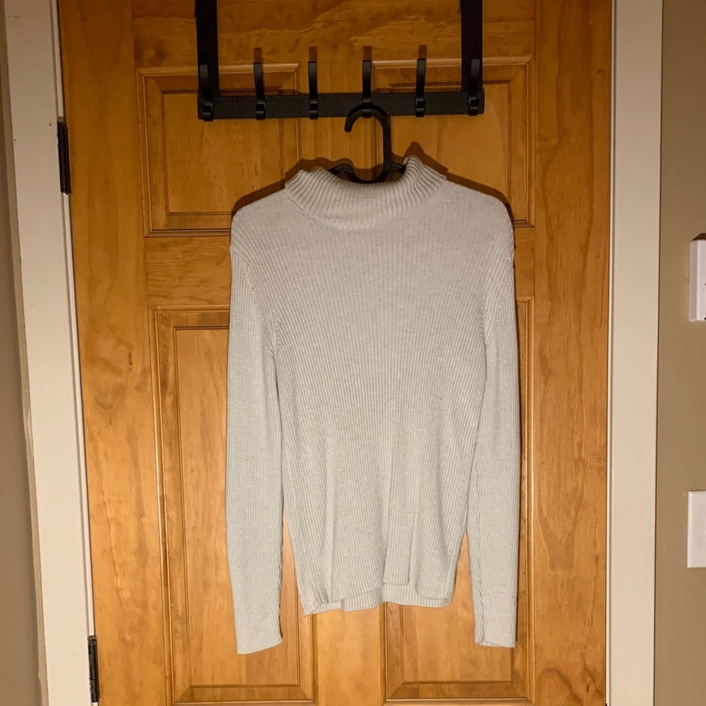 Banana Republic Ribbed Knit Sweater - Cream